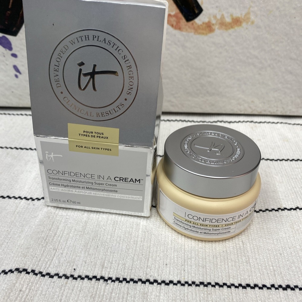 It Cosmetics Confidence‎ in a Cream Moisturizer Super Cream Anti-aging